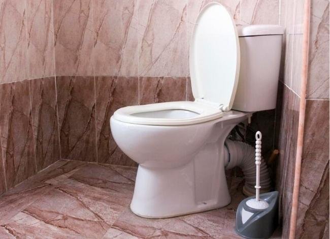 western sitting toilet